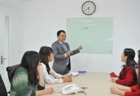 Legal service for contract review