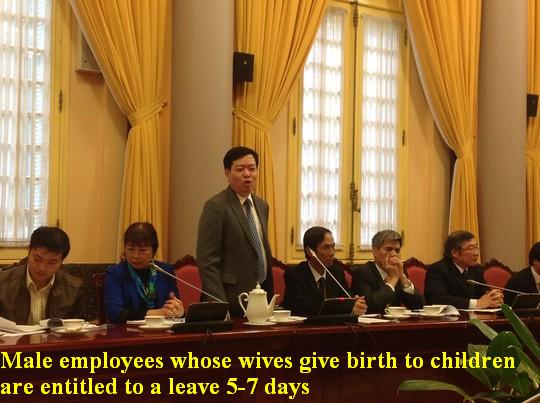 Male employees whose wives give birth to children are entitled to a leave 5-7 days